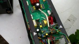 Сварочный апарат Эдон 250 со снятой  крышкой  корпуса