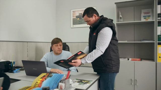 С Днём Защитника Отечества! Поздравление от компании «ТВС-Агротехника» смотреть онлайн