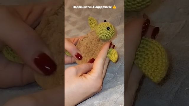 Вяжем черепашку(подставка) #амигурумикрючком #вязаныеигрушки #вязание #amigurumi #crocheting смотреть онлайн