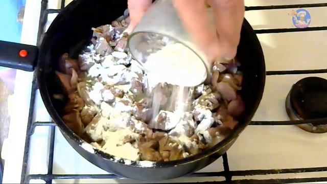 Куриная печень, тушеная в сметане! Рецепты из курицы. ВКУСНЯШКА смотреть онлайн