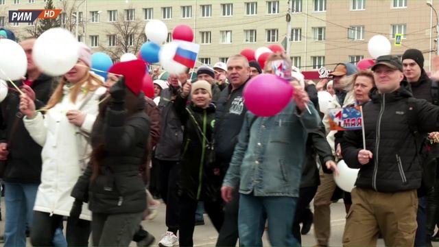 Каменцы отмечают Первомай. Панорама 1 мая 2022