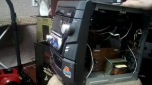 музыкальный центр LG (lm-m1030g) ! РЕШЕНО !