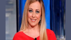 Как ультраправый политик Джорджа Мелони стала фаворитом перед выборами в Италии