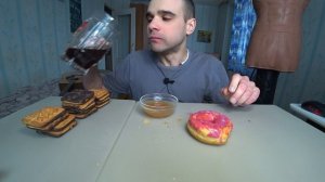 МУКБАНГ ПОНЧИКИ / DONUTS / КРУАССАНЫ / ПЕЧЕНЬЕ / COOKIES / SWEET / ОБЖОР EATING  Mukbang АСМР #997