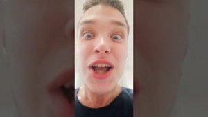 Она плавает в формалине cover