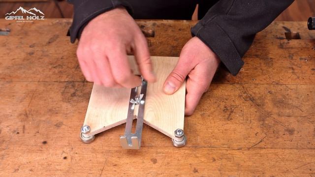 Saftrille oder Nut an runden Objekten mit der Oberfräse sehr einfach fräsen - Fräs Jig