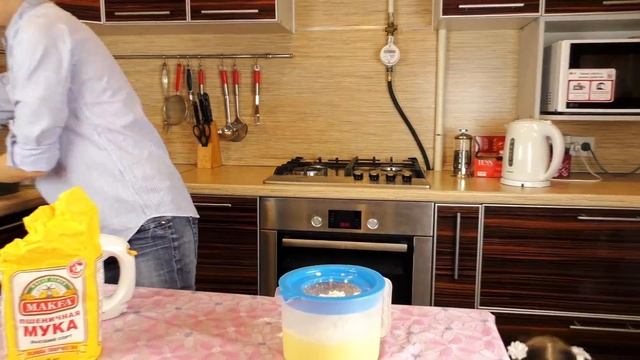 ПИРОГ "ЗЕБРА" или Как Приготовить Пирог (Кекс) Зебра! Cake Zebra Готовим с мамой пирог! смотреть онлайн