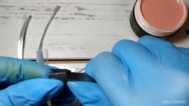 ВСЕ НАПЕРЕКОСЯК/маникюр на клиенте смотреть онлайн