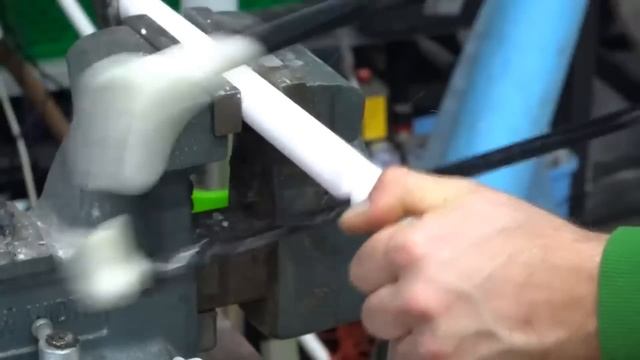 СЕКРЕТ МОЛОТКА! КЛИНЬЯ БОЛЬШЕ НЕ НУЖНЫ! 3 ТОП ИДЕИ! смотреть онлайн