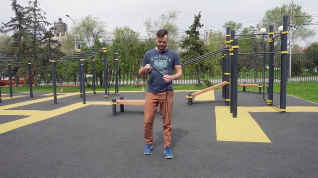 как научиться прыгать на скакалке. как прыгать, чтобы не болели колени.