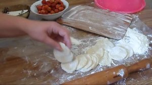 Вареники с клубникой. Vareniki with strawberries.