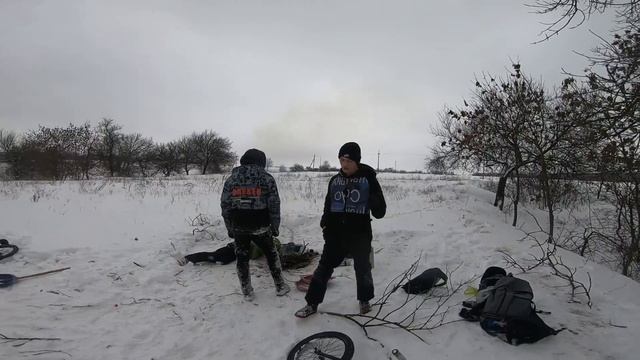 Делаем трюки ЗИМОЙ на БМХ | Катаемся на НОВЫЙ ГОД смотреть онлайн