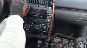 Mercedes A class W169 radio removal