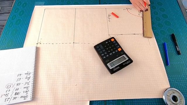 Как сшить мужскую футболку без выкройки. Раскрой сразу на ткани.mp4 смотреть онлайн