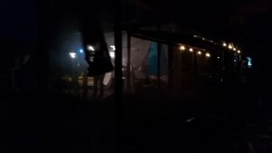 Ночь. Паровоз.