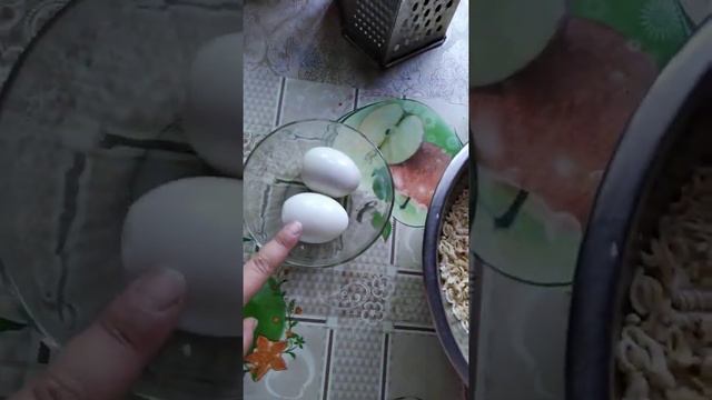 Салат Банкрот. Салат из мивины (доширака). Салат за копейки