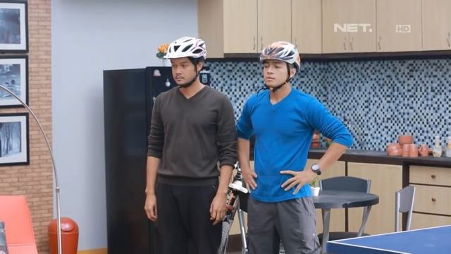 Tetangga Masa Gitu? - Episode 11 - Gagal Kepuncak - Part 4 смотреть онлайн