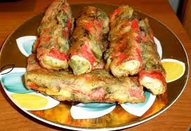 Жареные крабовые палочки с сыром.