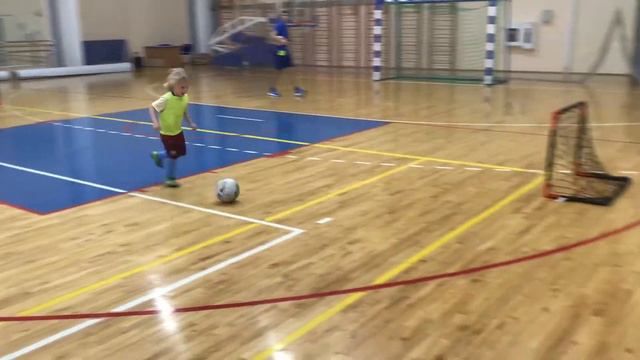 Пекелис Илларион VS Угланов Дмитрий (монофутбол, 22.12.2020) смотреть онлайн