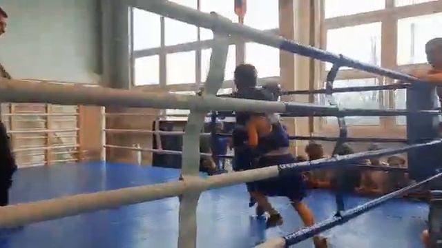 Кудаев Никита (черный шлем). спарринг 3.04.2022. ст. Архангельская Тихорецкого района, СШ Лидер смотреть онлайн