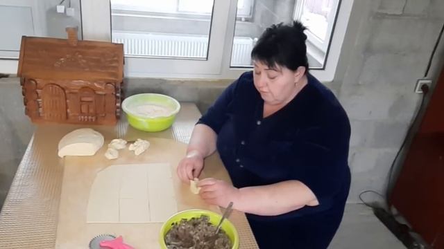 СВЕКРОВЬ И НЕВЕСТКА//КАК УЖИВАЮТСЯ ВМЕСТЕ//МАНТЫ