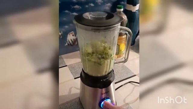 Приготовила пюрэ из брокколи Обзор на Блэндэр Kitfort KT-1344 смотреть онлайн