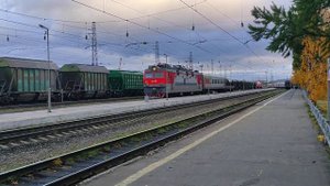Объявление о посадке на поезд №201!! Отправление ЭП1-122 с рабочим поездом!! Прибытие состава мотри