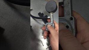 Автомобильный компрессор создаёт давление,но не качает