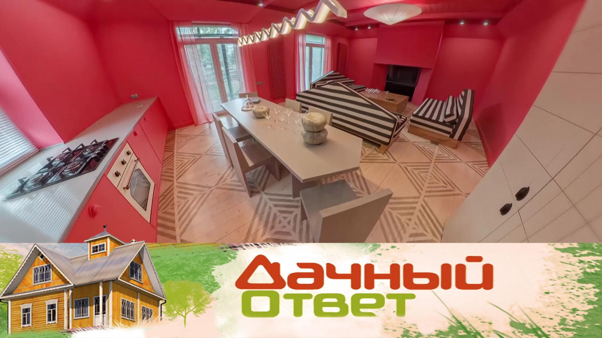 Идеальный цвет и диваны-треугольники в гостиной со спрятанной кухней | Дачный ответ