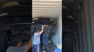 Разгрузка контейнера авто из Японии