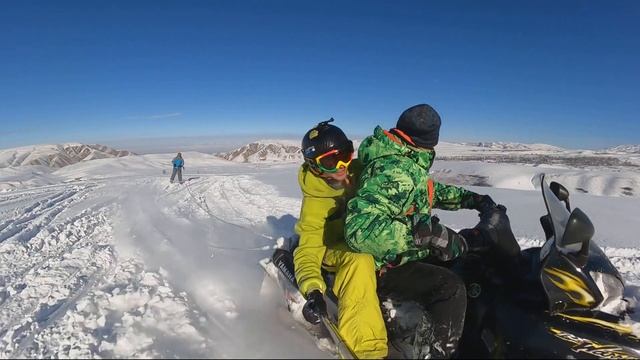 Снегоход Yamaha RX Warrior смотреть онлайн