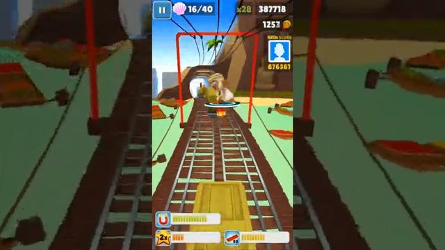 Играю у Subway Surf взломанная версия смотреть онлайн