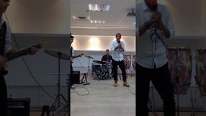Her lies asaf avidan cover