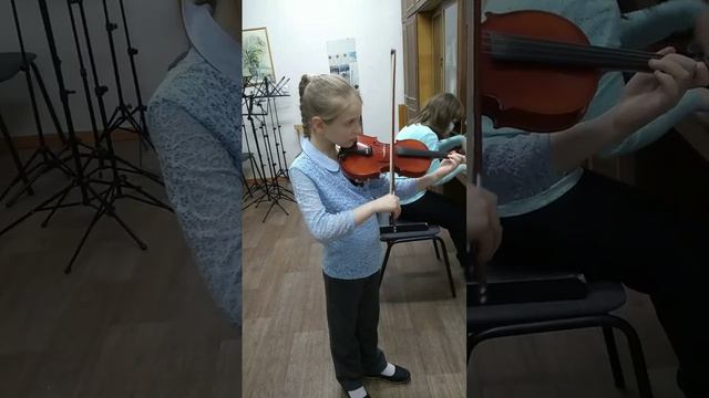 Н. Бакланова. Романс d - moll - исполняет уч. 3 кл. Лазоренко Яна