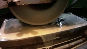 Заточка ножа и решётки для мясорубки.