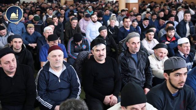 «Мирская жизнь» / Имам г. Избербаш Умарасхаб Арсланалиев