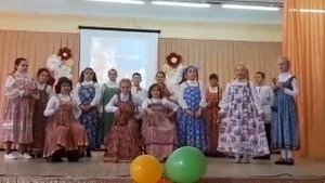 Частушки под балалайку и ложки. Студия "Гнёздышко"