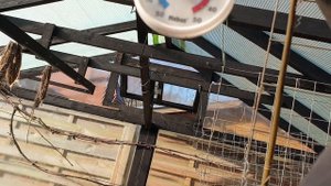 Как сделать в теплице автоматическое окно