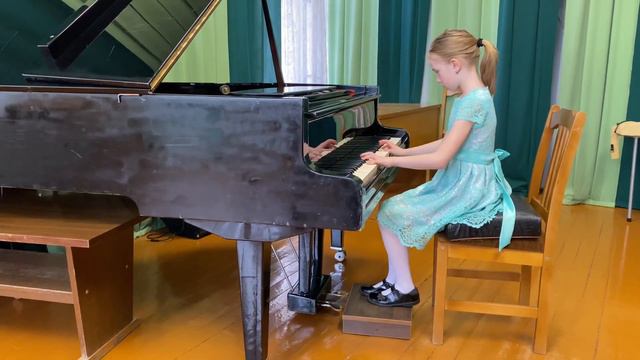 Бушмакина Василиса .8 лет .Антон Диабелли «Багатель»