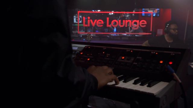 Machine Gun Kelly, Camila Cabello - Say You Won't Let Go (Live) смотреть онлайн