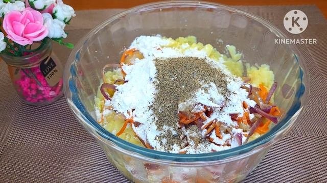 Просто натрите картофель, чтобы приготовить это очень вкусное картофельное блюдо.Рецепт картофеля