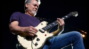 Печальная новость. Умер гитарист Эдди Ван Хален в возрасте 65 лет.