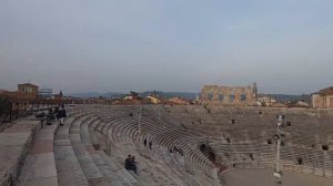 Арена ди Верона . Прогулка по амфитеатру.