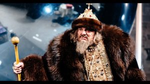 Спектакль по пьесе Михаила Булгакова «Иван Васильевич» открыл 100-й сезон Театра сатиры в Москве