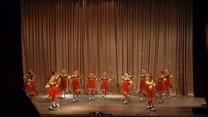 Хореографический ансамбль "Феникс" гимназии 10 г. Волгоград .