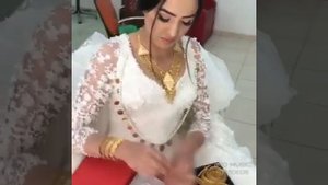 Арабская невеста / сколько золота дарят невесте на свадьбе