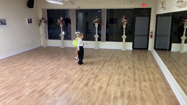 ADSC - Silver, Novice, Pre-Champ International Latin Samba - Dylan Domboru & Daphne Pastorius-Young смотреть онлайн