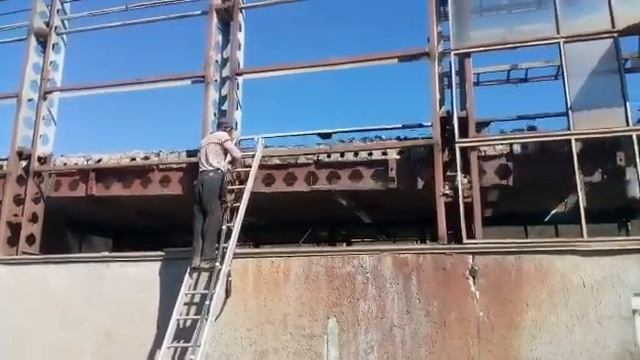 экстримальная резка метала падение плит перикрытия смотреть онлайн