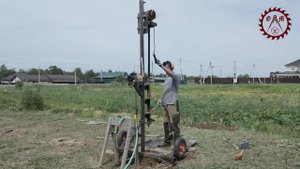 Самодельная буровая установка из мотобура. Испытание. The self-made drilling rig from a motor-drill