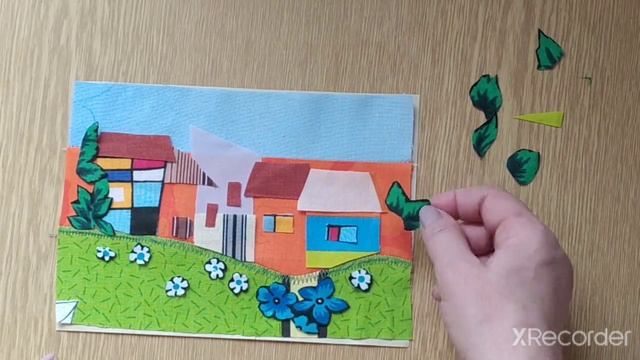 ЯРКАЯ КАРТИНКА ИЗ ТКАНИ С ДОМИКАМИ/ АППЛИКАЦИЯ НА ТКАНИ/СХС